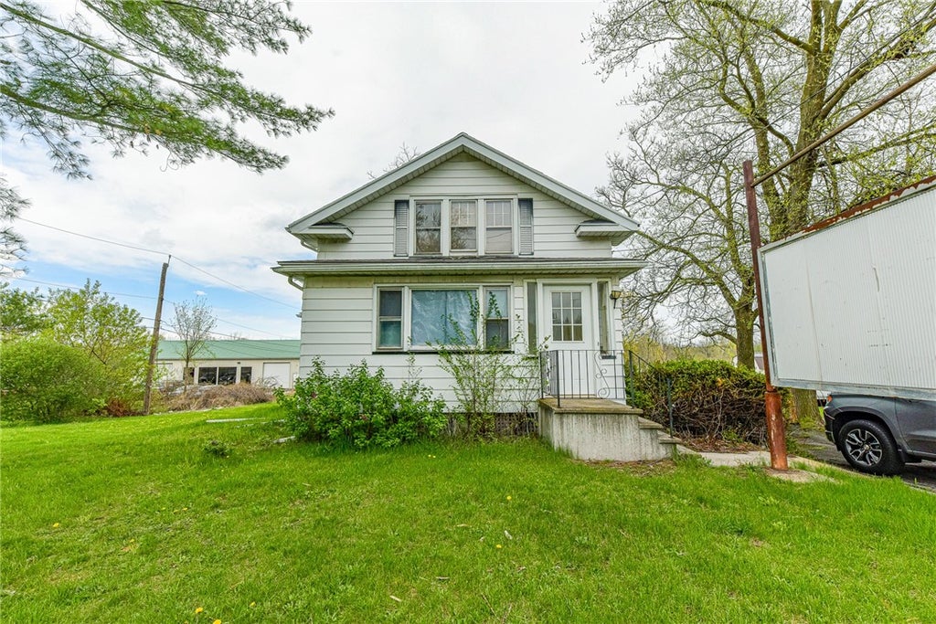 Photo of 5058 W Ridge Road, Parma, NY 14559 (MLS # R1710907)