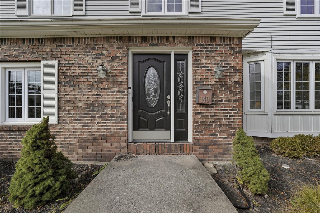 140 Teakwood Terrace