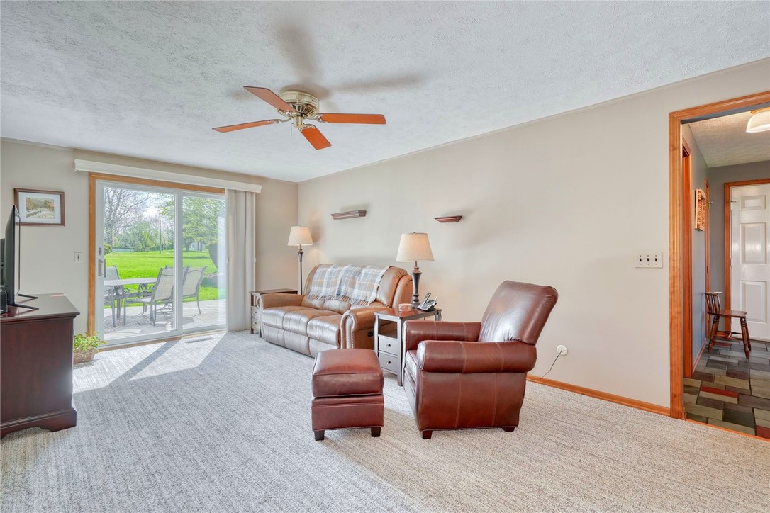743 Eastwood Circle, Webster, New York image 6