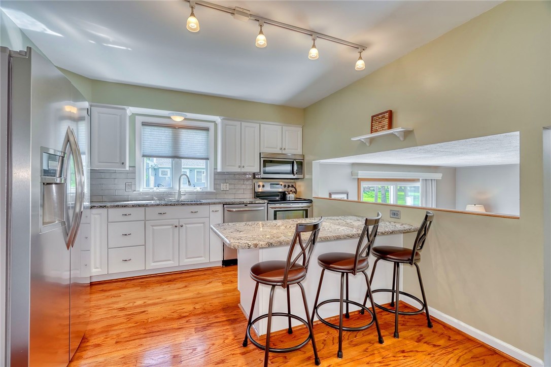 743 Eastwood Circle, Webster, New York image 10