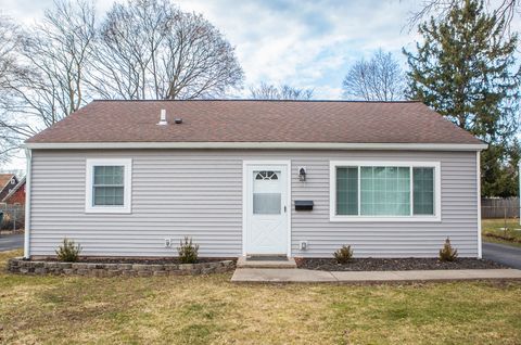 94 Cimarron Drive, Rochester, NY 14620 - MLS#: R1592150