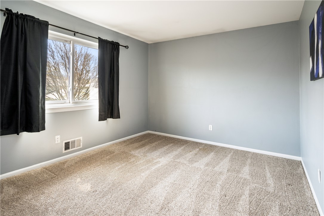 20 De Paul Drive, East Rochester, New York image 14