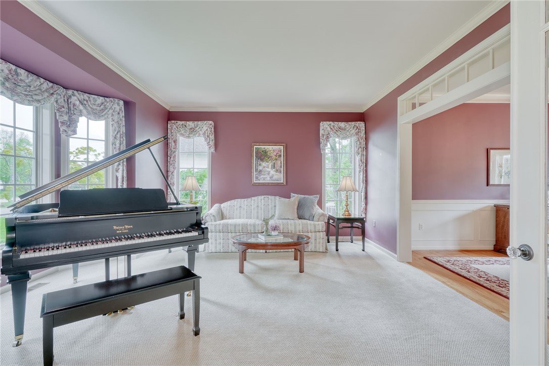 111 Fiddlers Hollow, Penfield, New York image 5