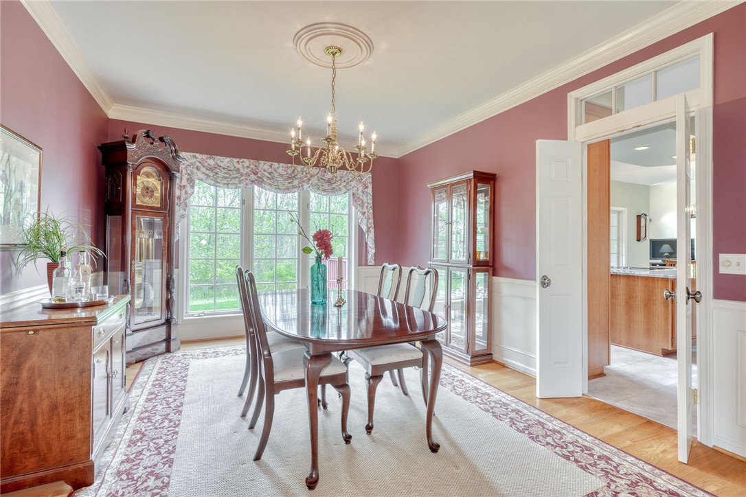 111 Fiddlers Hollow, Penfield, New York image 8