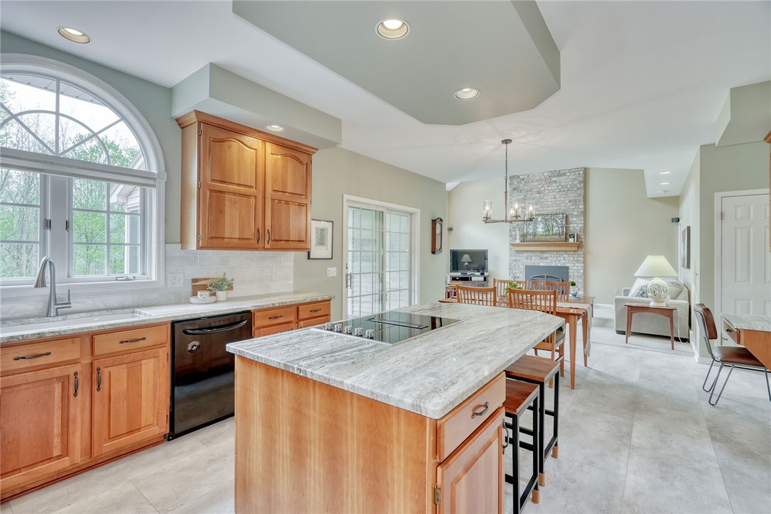 111 Fiddlers Hollow, Penfield, New York image 13
