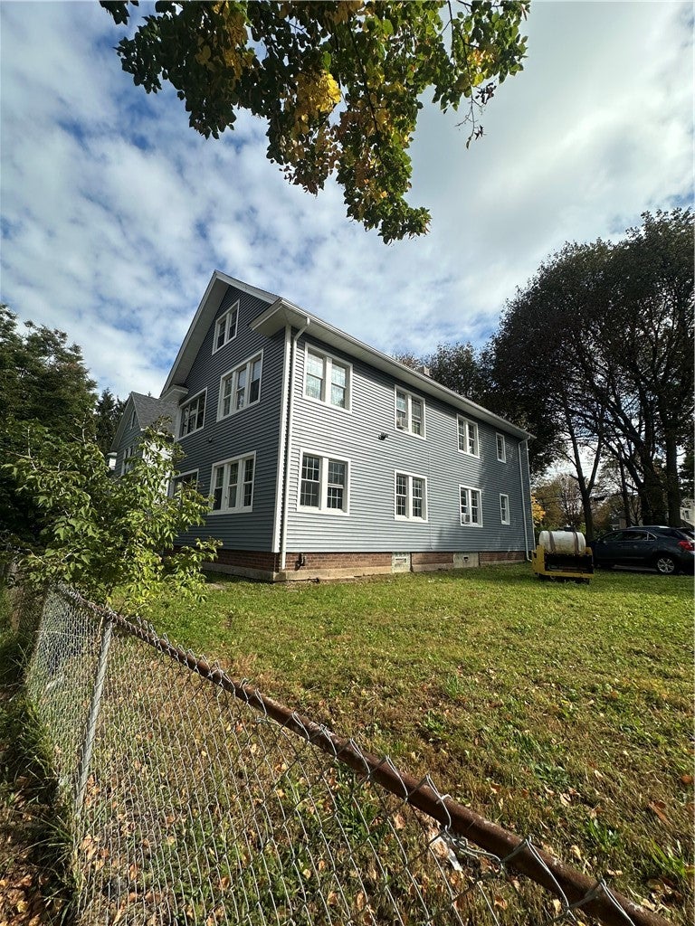 Photo of 45 Mohawk unit 1 Street, Rochester, NY 14621 (MLS # R1723649)