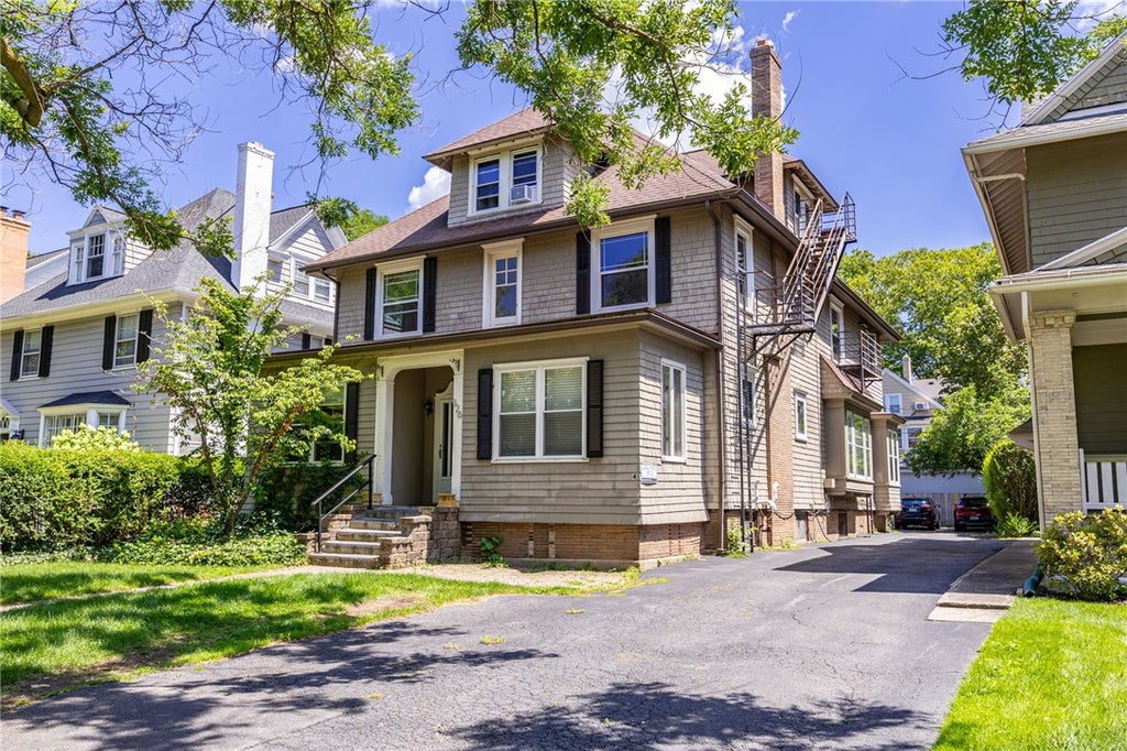 Photo of 326 Barrington Street #3, Rochester, NY 14607 (MLS # R1711765)