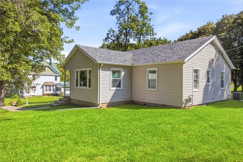 Tiny photo for 55 S Lake Avenue, Bergen, NY 14416 (MLS # R1709615)