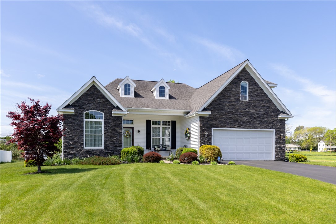 31 Hunters Run, Horseheads, New York image 1