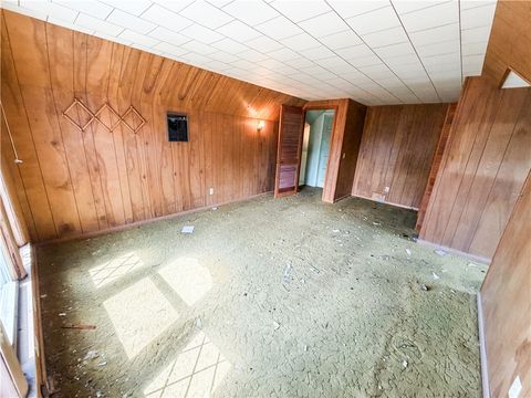Tiny photo for 68 Steel Street, Auburn, NY 13021 (MLS # R1692893)