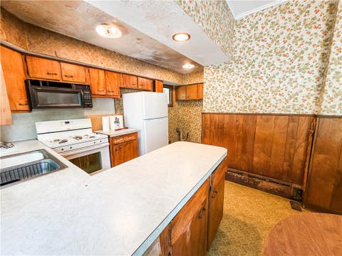 Tiny photo for 68 Steel Street, Auburn, NY 13021 (MLS # R1692893)