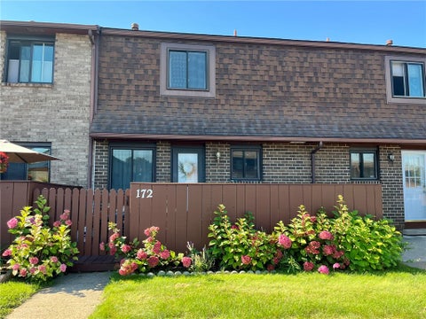 Condo For Sale - 172 Surrey Hill Way<br/> Henrietta, NY 14623