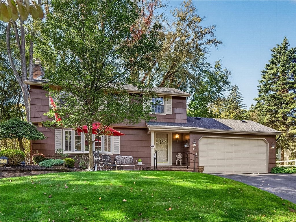 45 Shadowlawn Court