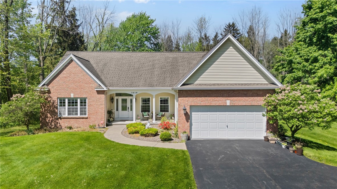 1619 Five Mile Ln Road, Penfield, New York image 46