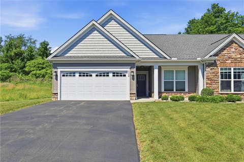 Condo For Sale - 6028 Redfield Drive<br/> Farmington, NY 14425