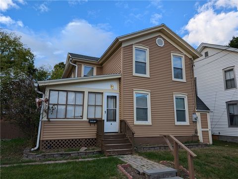 Photo of 4 Columbia Street, Oneonta, NY 13820 (MLS # R1568755)