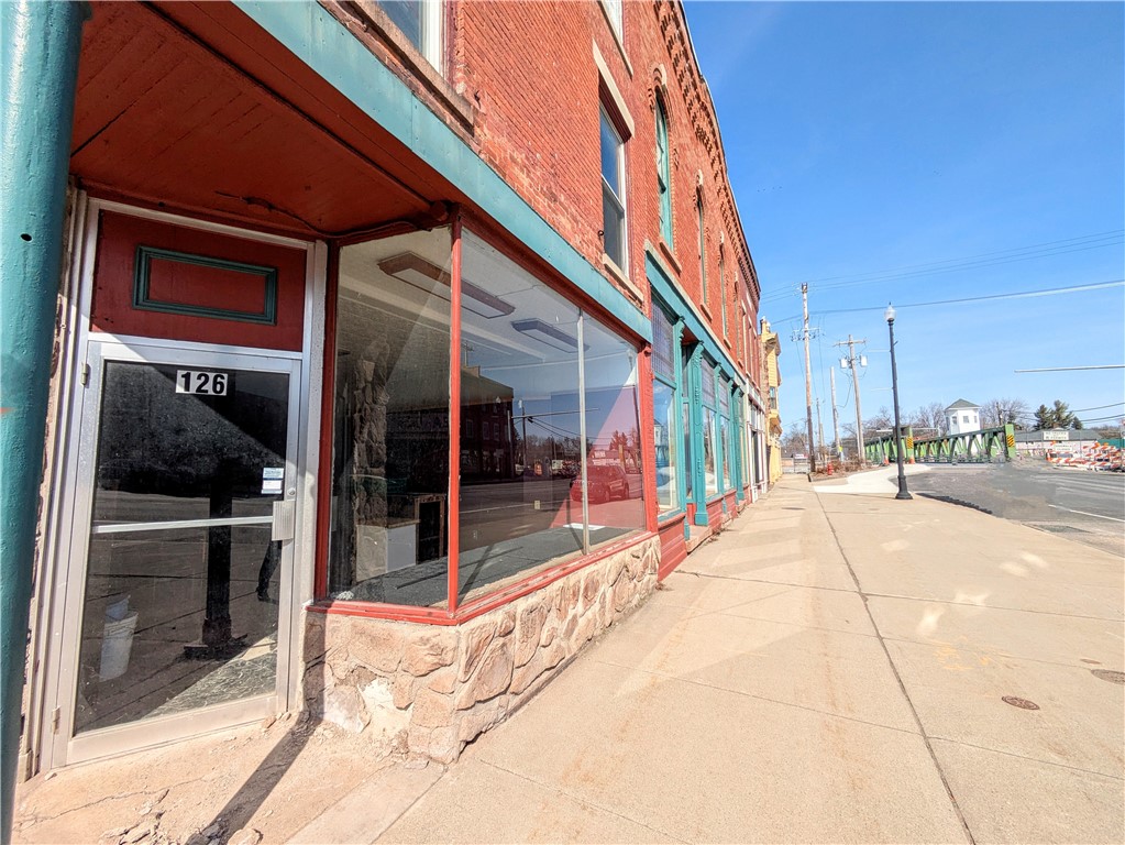126 N Main Street, Albion, New York image 4