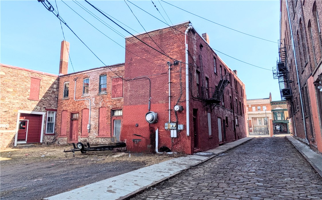 126 N Main Street, Albion, New York image 8