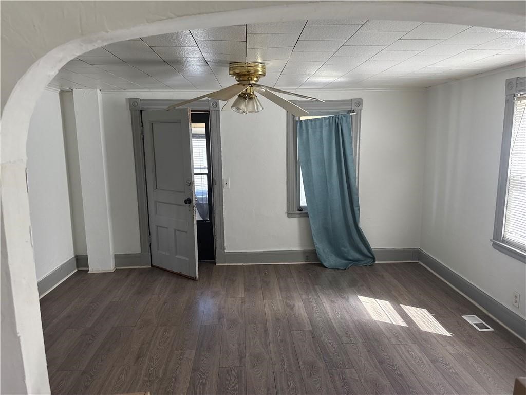 27 Leavenworth Street