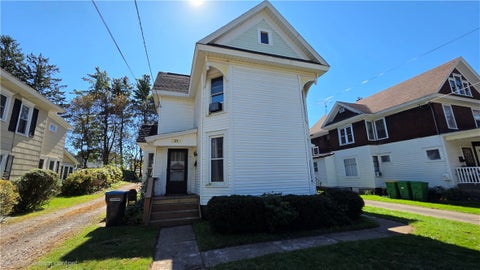 Multifamily For Sale - 21 Smith Street<br/> Wayne County, Sodus, NY 14551