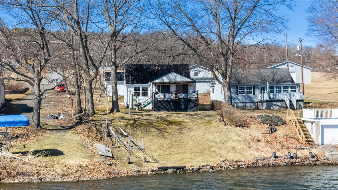 4208 Shorewood Drive, Wayne, New York image 1