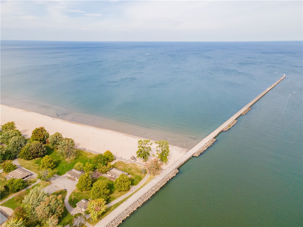 397 Rock Beach Road, Irondequoit, New York image 7