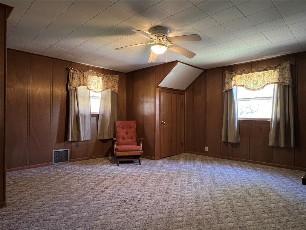 204 Parkwood Avenue, Elmira, New York image 18