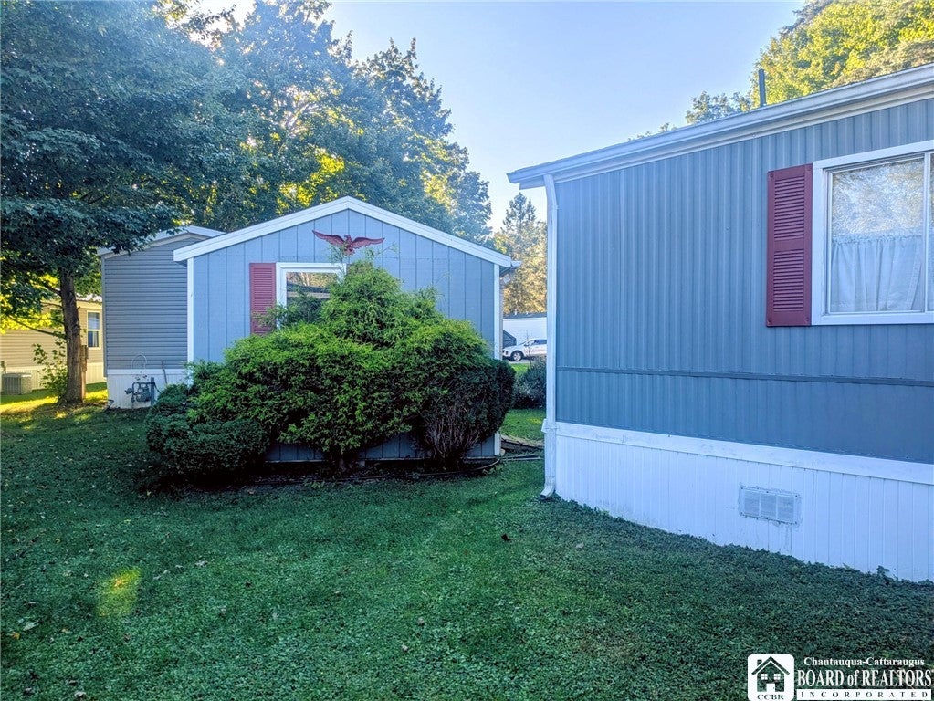 51 Brookside