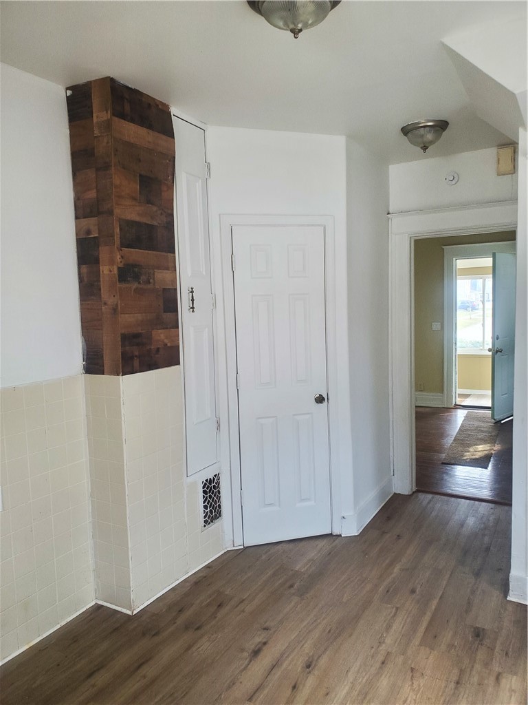 566 Lexington Avenue