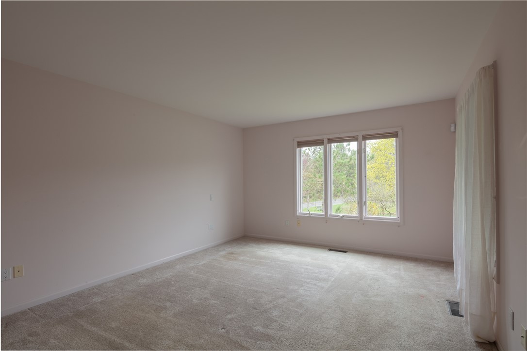 19 Hill Creek Road, Penfield, New York image 24