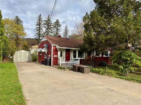 Photo of 37 Rockland Avenue, Bradford City, PA 16701 (MLS # R1646792)