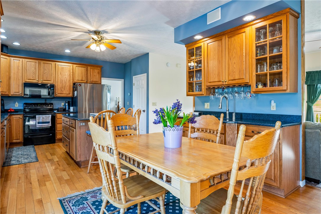 1403 Middle Road, Caledonia, New York image 8