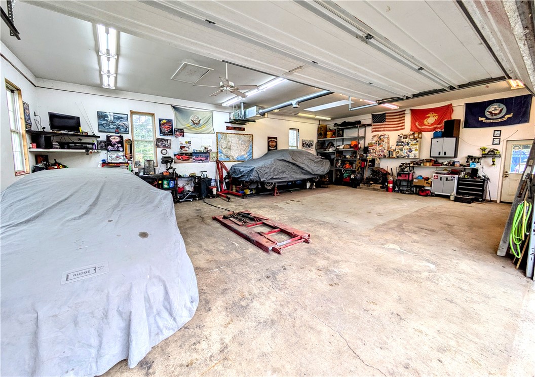 1403 Middle Road, Caledonia, New York image 40