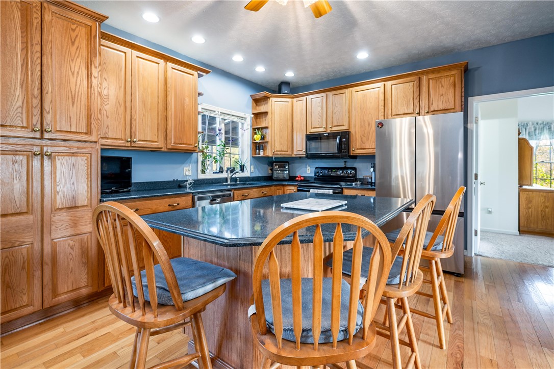 1403 Middle Road, Caledonia, New York image 9