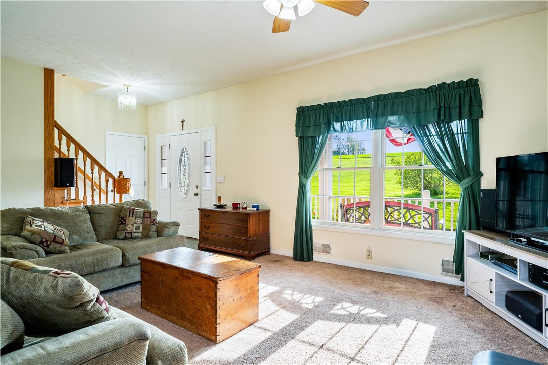 1403 Middle Road, Caledonia, New York image 14