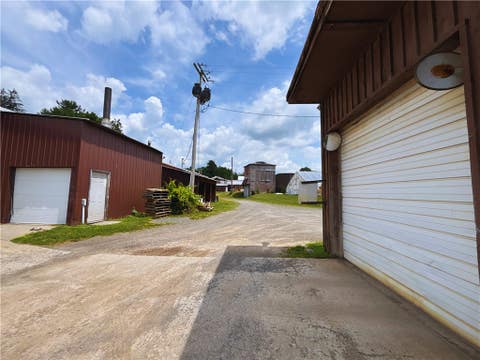 Tiny photo for 15 W End Avenue, Harpersfield, NY 12167 (MLS # R1697711)
