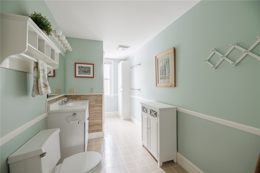 7770 Hamilton Street, Williamson, New York image 30