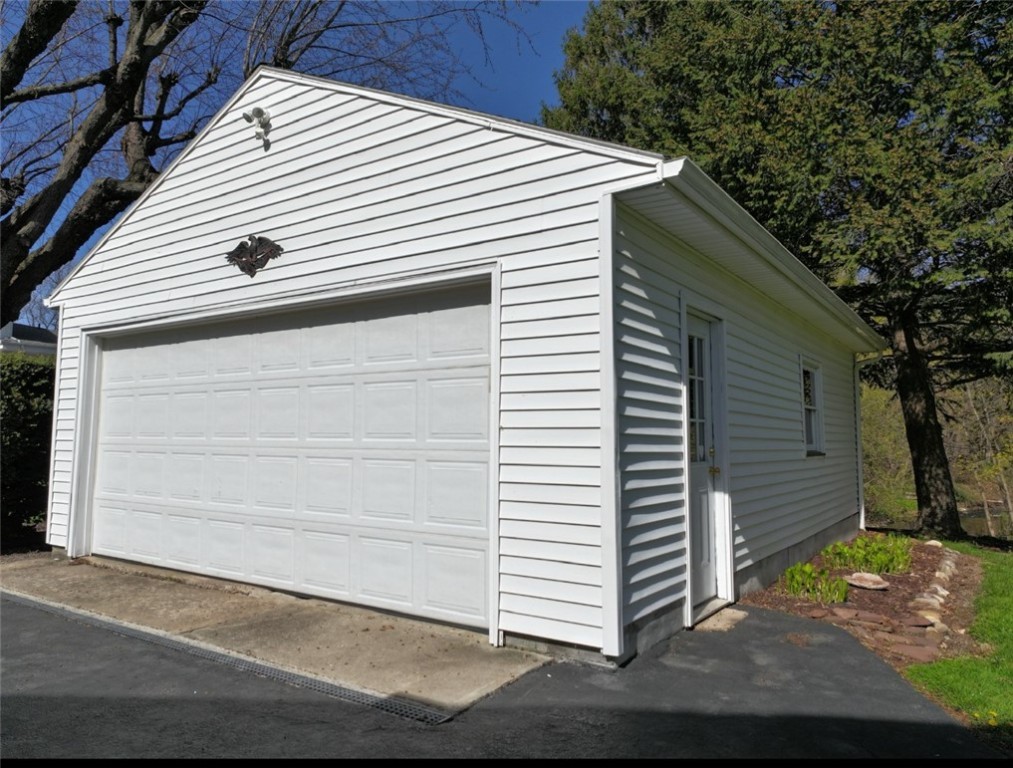 7770 Hamilton Street, Williamson, New York image 5