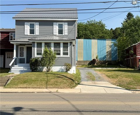 Photo of 200 E Main Street, Bradford City, PA 16701 (MLS # R1693455)