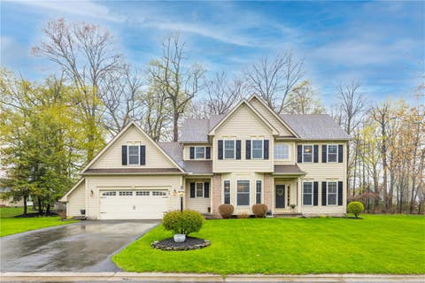 Homes For Sale - 74 Brookline Lane<br/> Greece, NY 14616