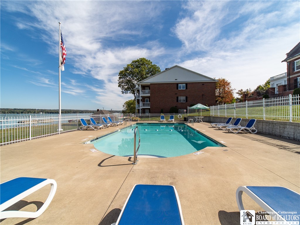 6 w terrace avenue 11
