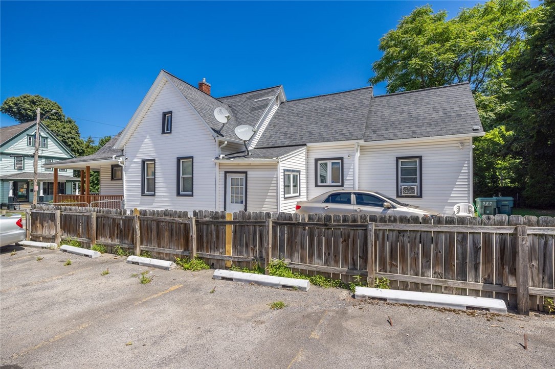 947 Clifford Ave
