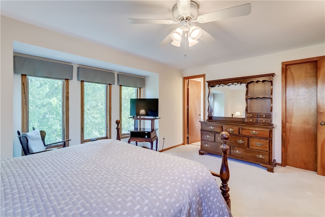 144 Wood Run, Greece, New York image 17