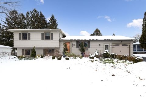 48 Mount Marcy Drive Rochester NY 14622