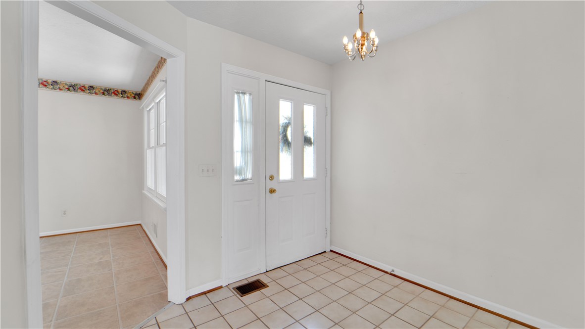 46 Stonington Drive, Pittsford, New York image 8