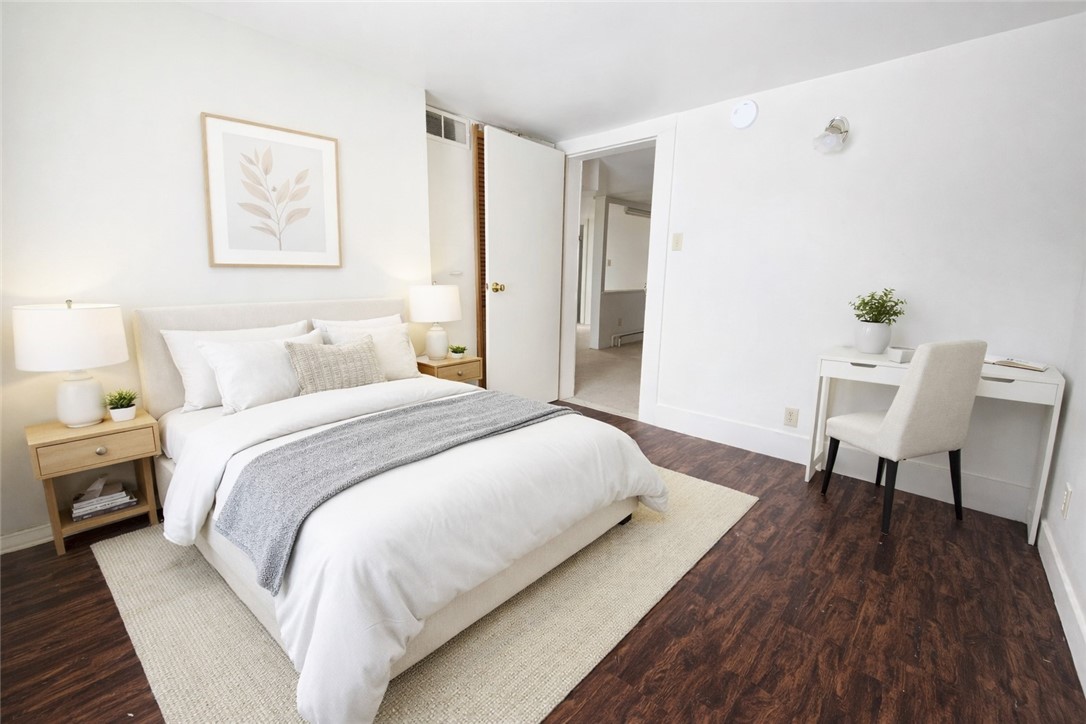 130 E Elisha Street 4