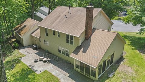 Tiny photo for 32 Summit Oaks, Pittsford, NY 14534 (MLS # R1689969)