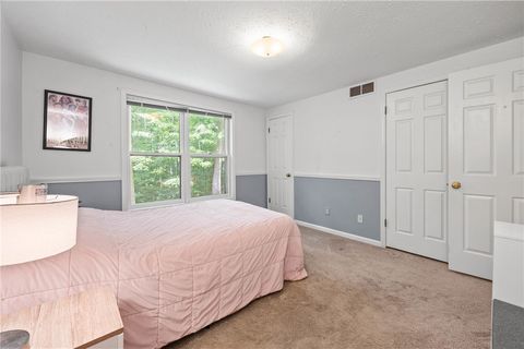 Tiny photo for 32 Summit Oaks, Pittsford, NY 14534 (MLS # R1689969)