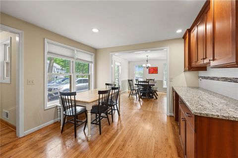 Tiny photo for 32 Summit Oaks, Pittsford, NY 14534 (MLS # R1689969)
