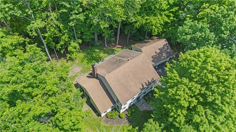 Tiny photo for 32 Summit Oaks, Pittsford, NY 14534 (MLS # R1689969)